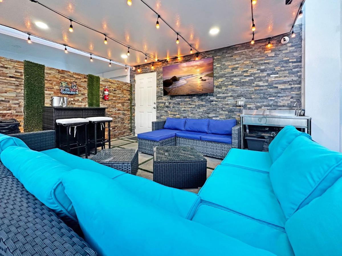 Vacay Spot Experience Luna Sky! 65" Tv Bar, Bbq, Shower Massage Jets, Music, Go To Fl Keys 霍姆斯戴德 外观 照片